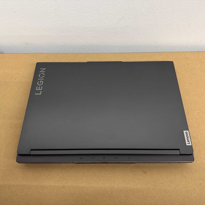 Lenovo Legion Slim 5 { Ryzen5 7640HS | DDR5 16gb |512 SSD} SV08127