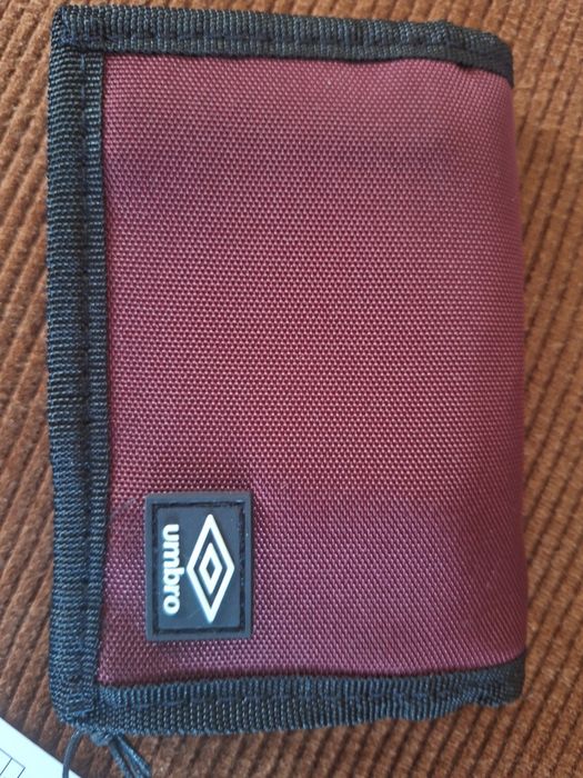 Carteira da marca Umbro nova com etiqueta