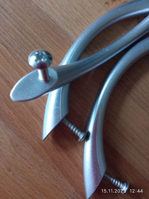 Uchwyty do mebli nowe