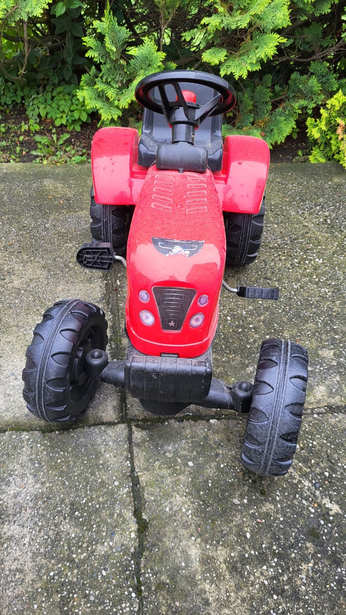 Traktor dziecięcy na pedały