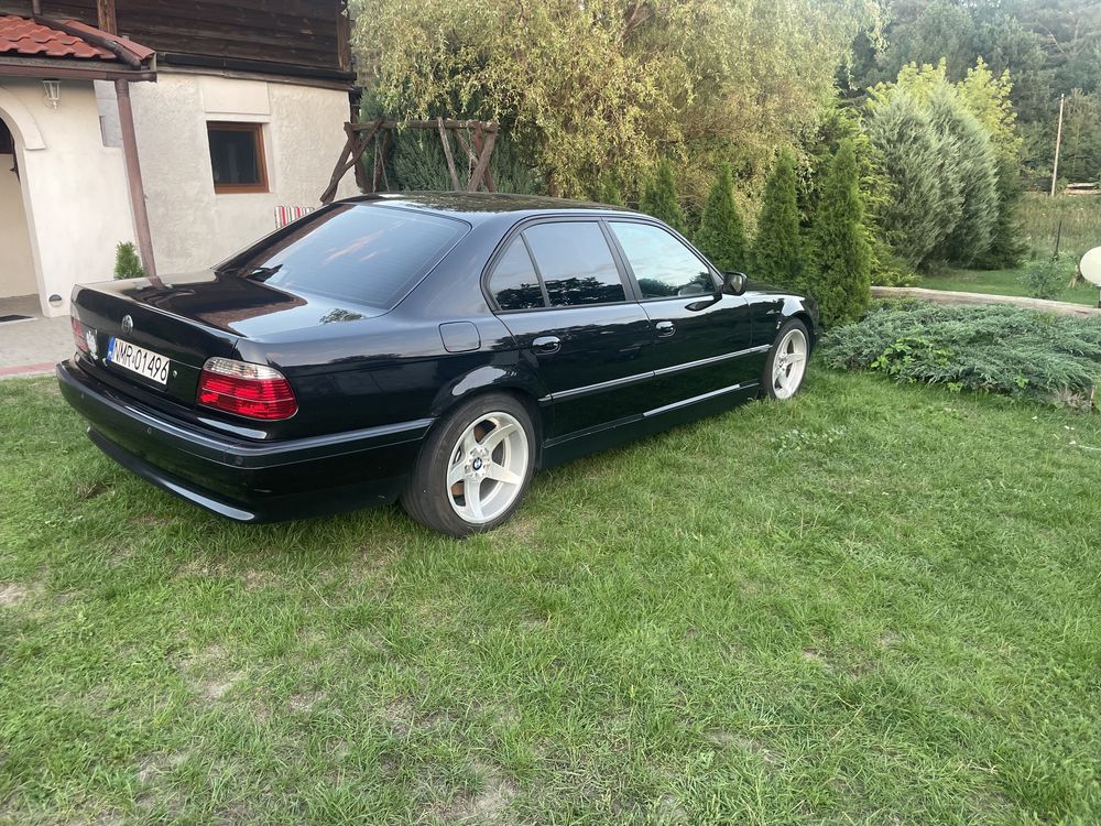 BMW 7 e38 5.4 V12 1999