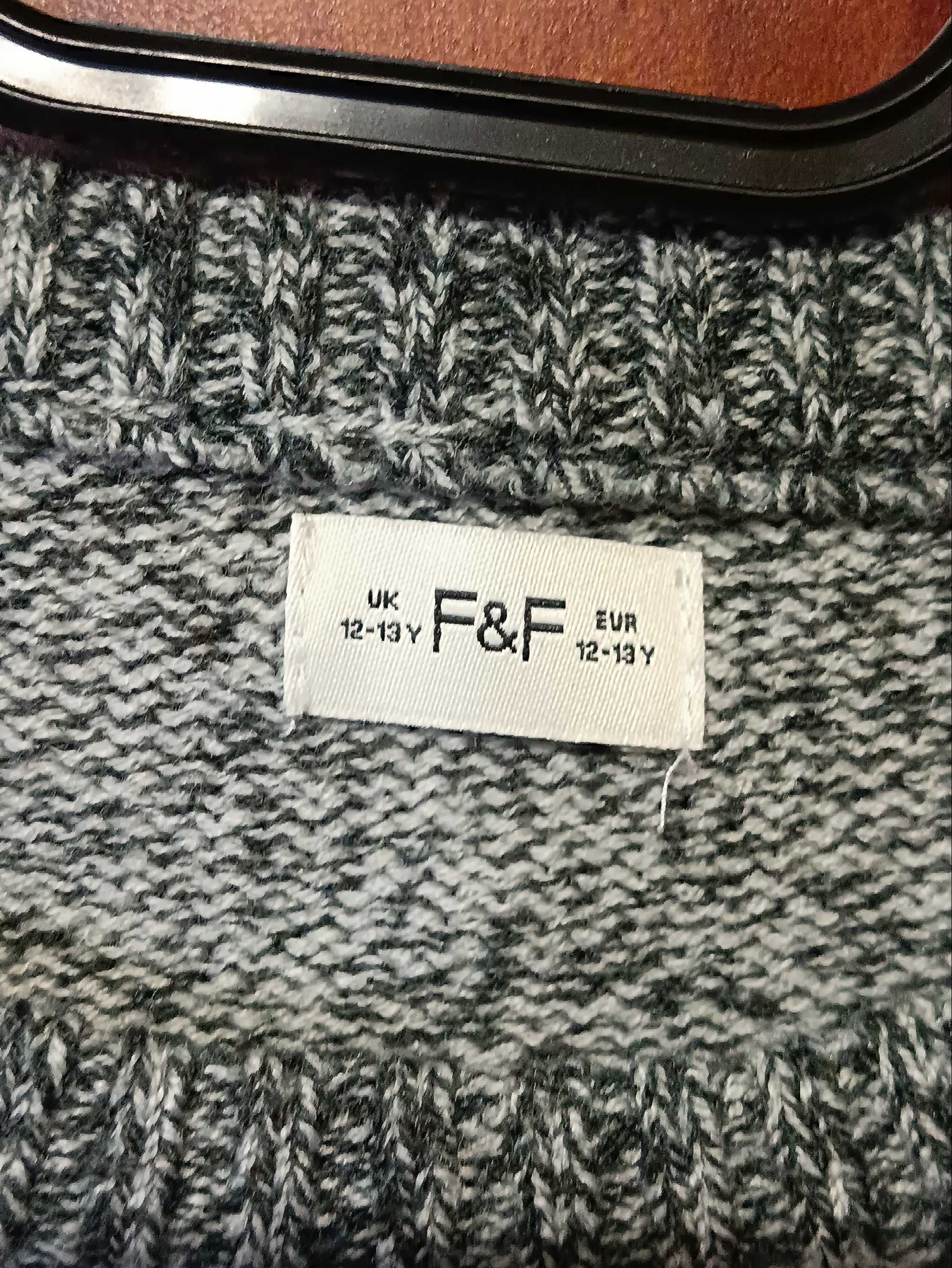 F&F, новогодний свитер на 12-13 лет
