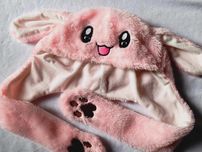 Urocza pluszowa czapka różowa z uszkami łapkami kawaii królik cosplay
