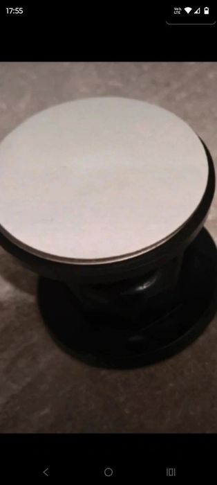 Odbojnik stopper do drzwi magnetyczny