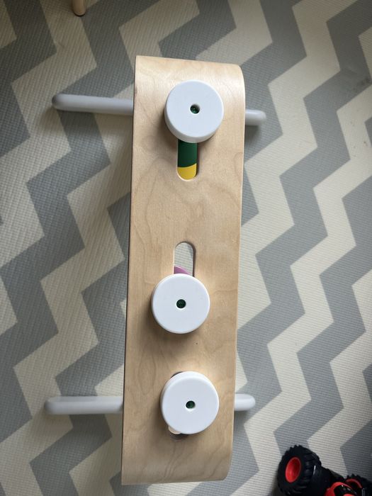 Drewniana babygym Ikea (pałąk edukacyjny)