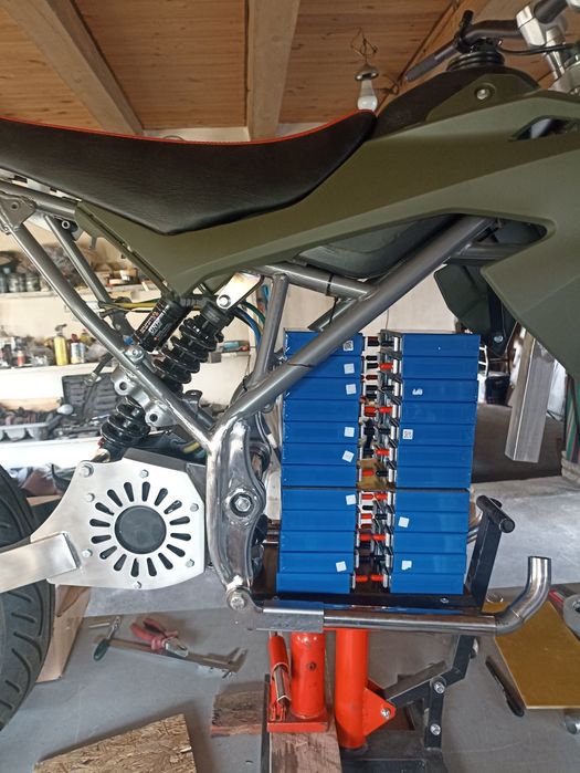 Мотард електромотоцикл