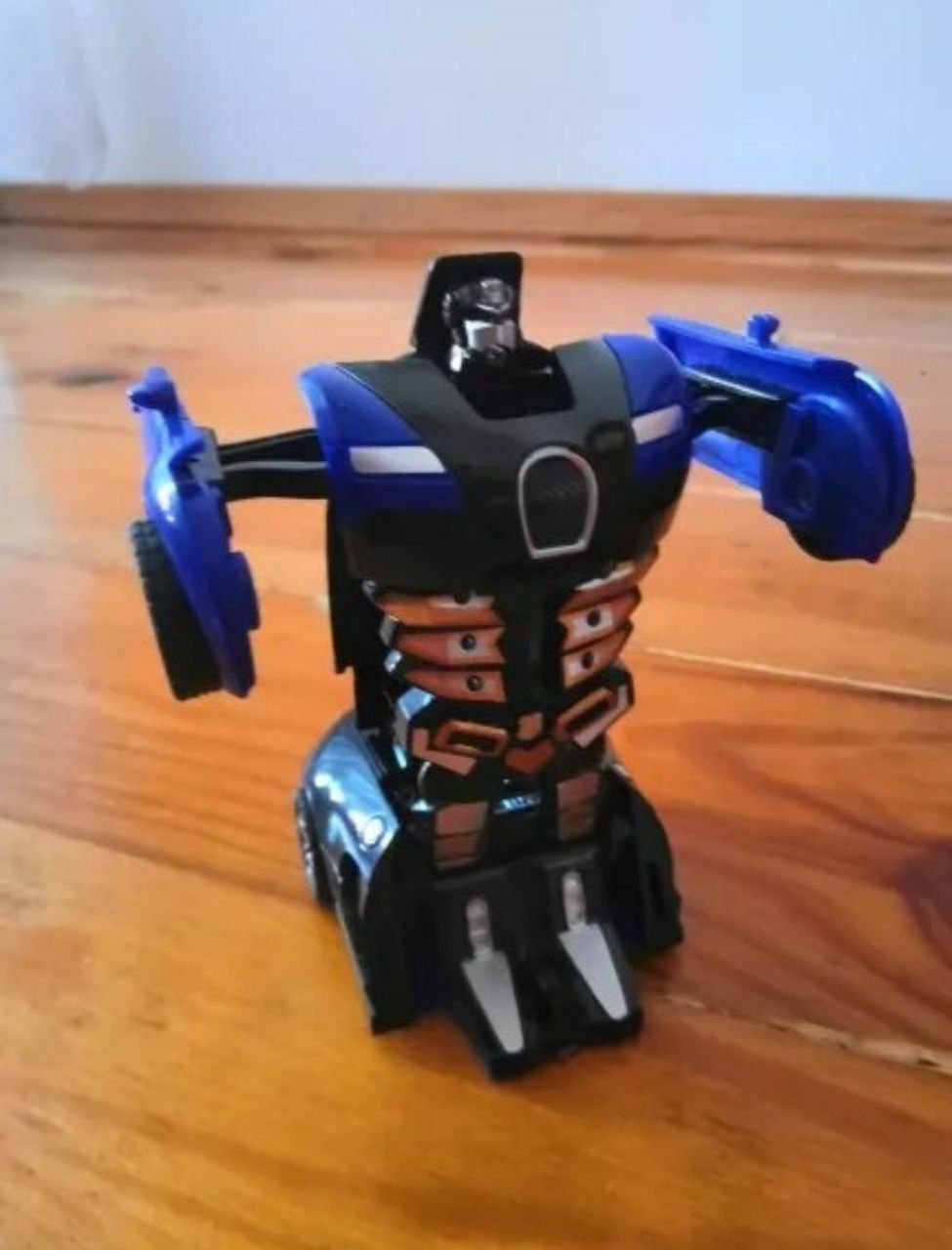 Робот Трансформер подарунок