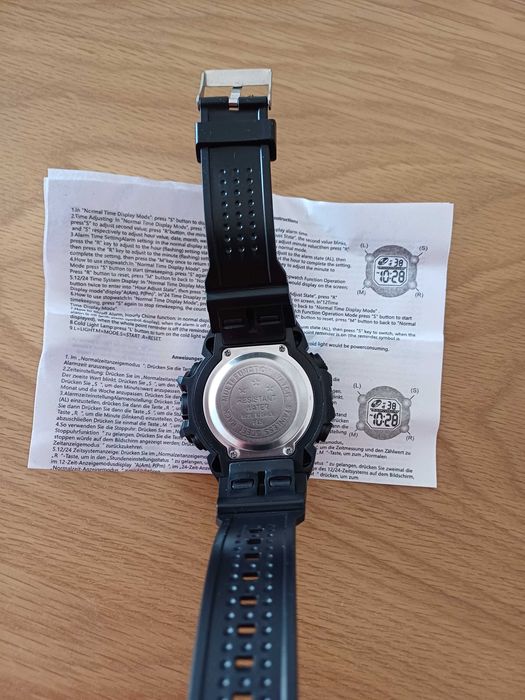 3-Relógio multifuncional