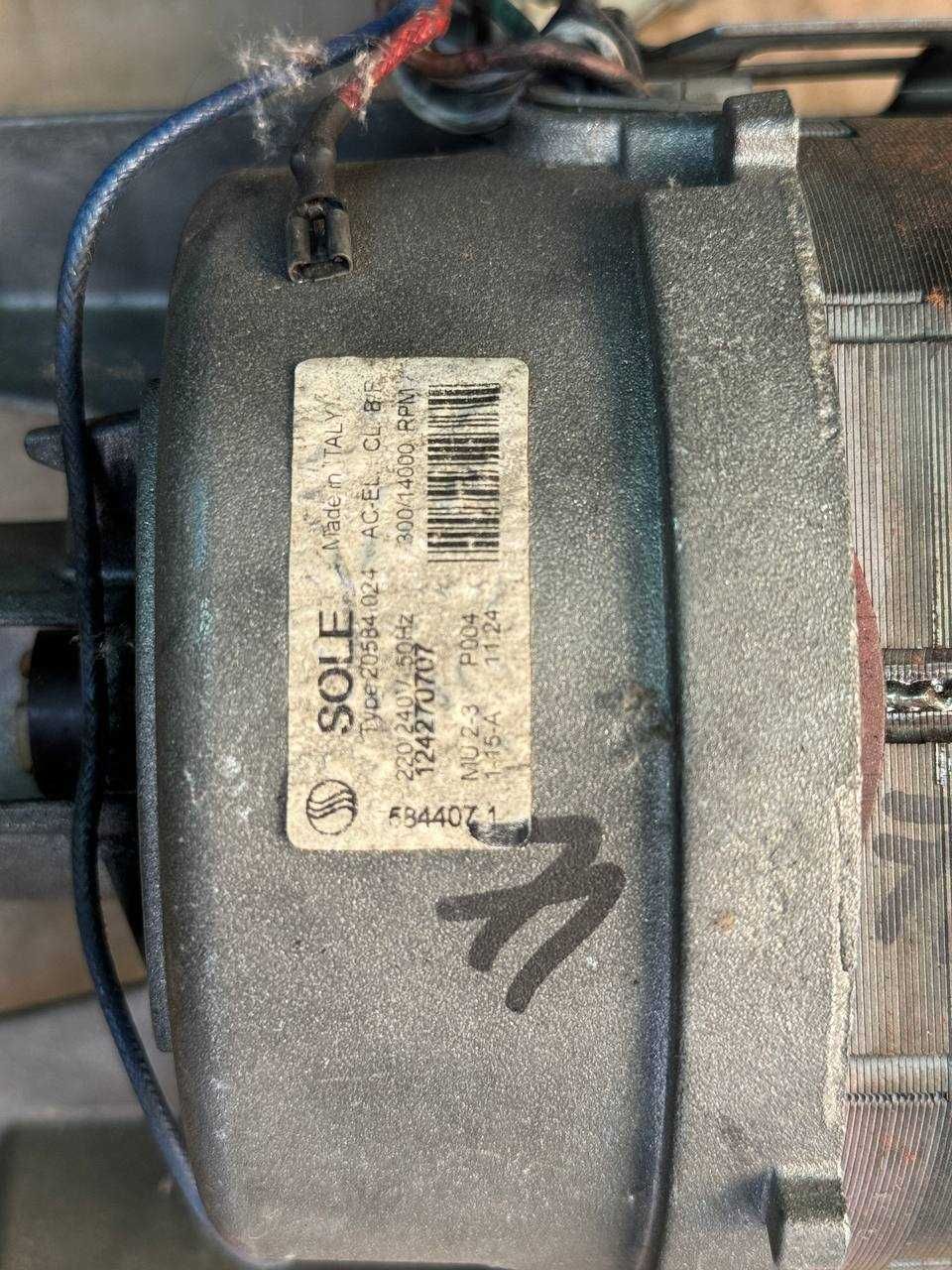 Двигун для пральної машинки-автомат Electrolux SOLE Italy б/у 20584024