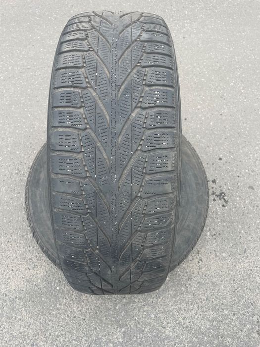 Продам  Зимова шина Nokian Hakkapeliitta 225-65-R17