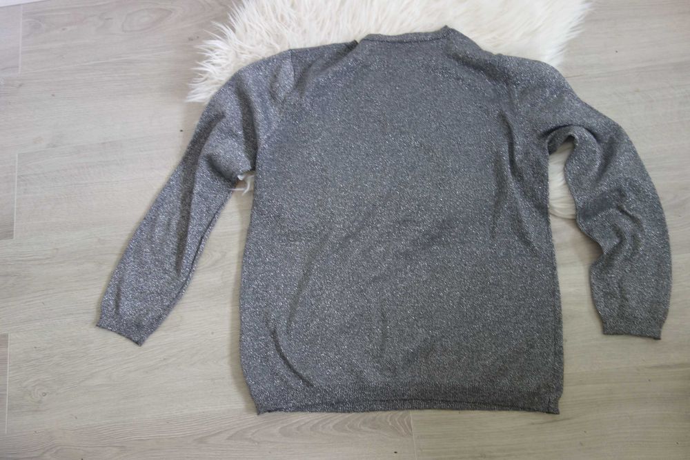 Atmosphere damski sweterek sweter rozmiar 16/44 srebrna nitka