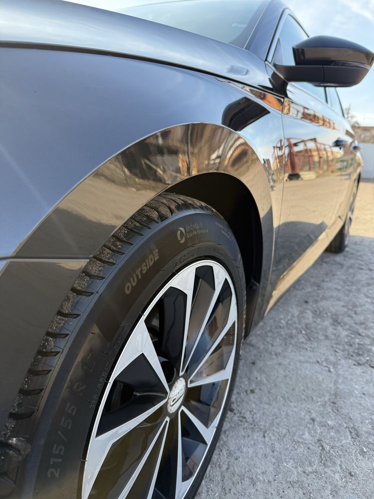 Skoda  Superb  3