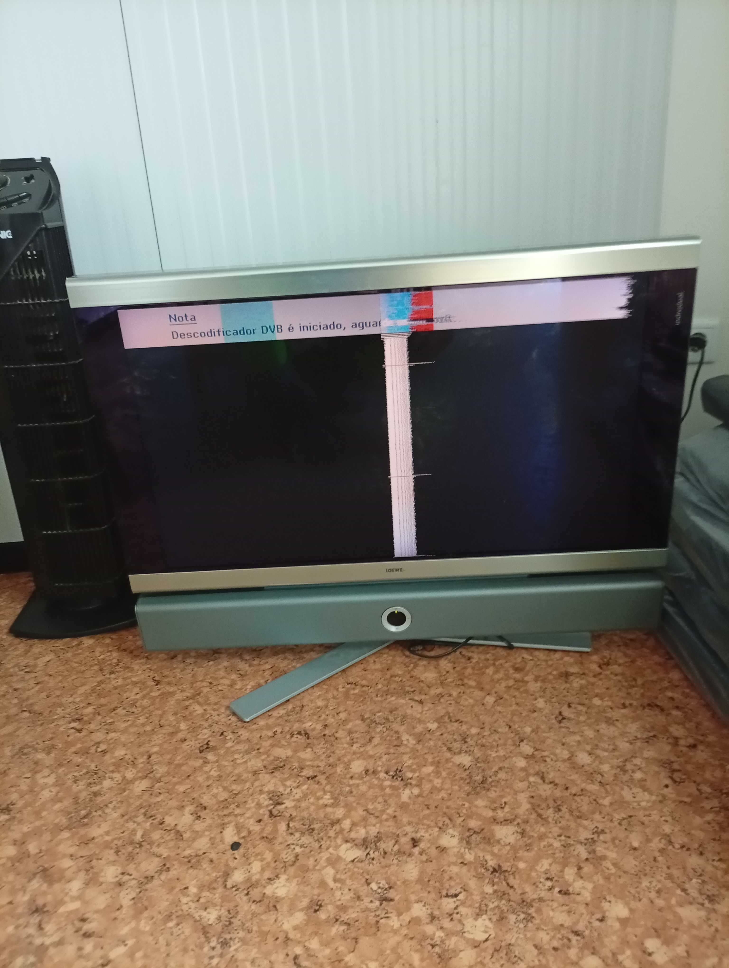 Televisão para peças Loewe