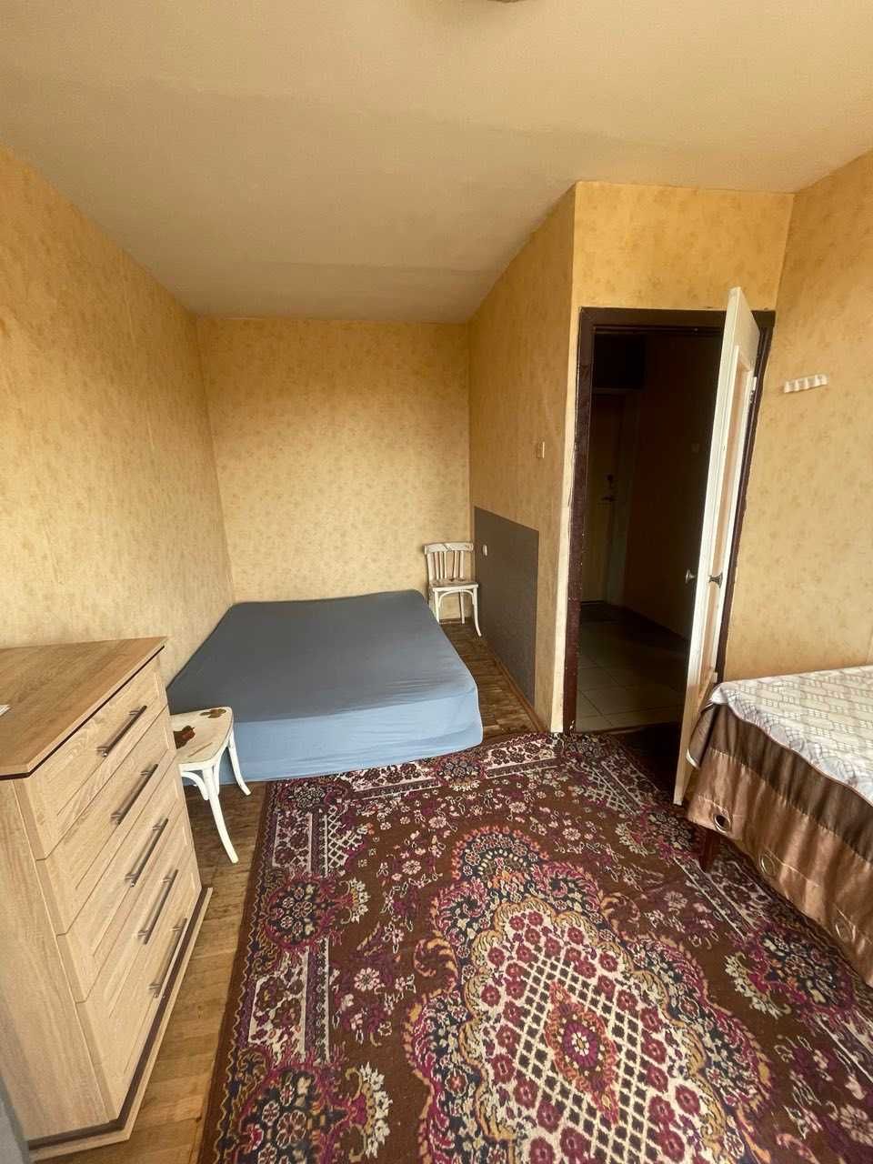 здається квартира,метро Лісова