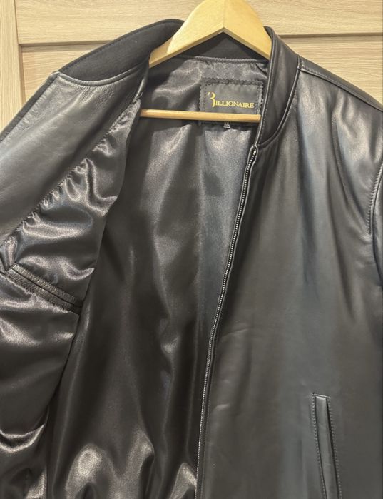 Розпродаж‼️Продам шкіряну куртку бомбер Billionaire бомбер.Розпродаж!