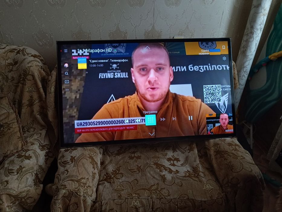 Телевізор  samsung ue46es6800s працює