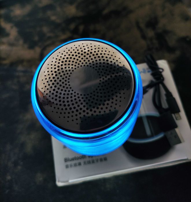 Компактна колонка Yayusi C7 Блютус bluetooth Yayusi C7 Якісне звучання