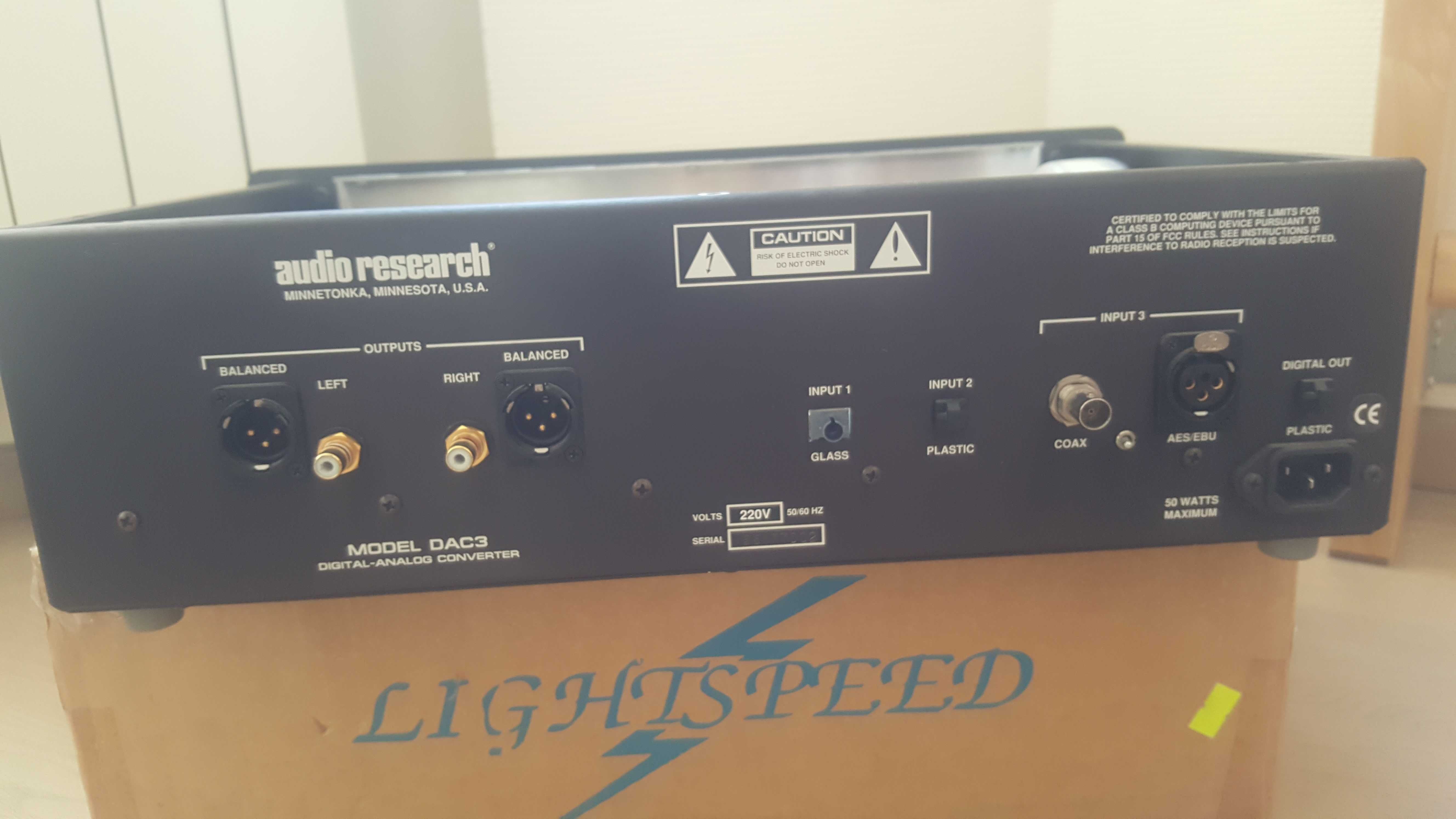 sprzedam lampy Audio Research dac 3 tube 220 W
