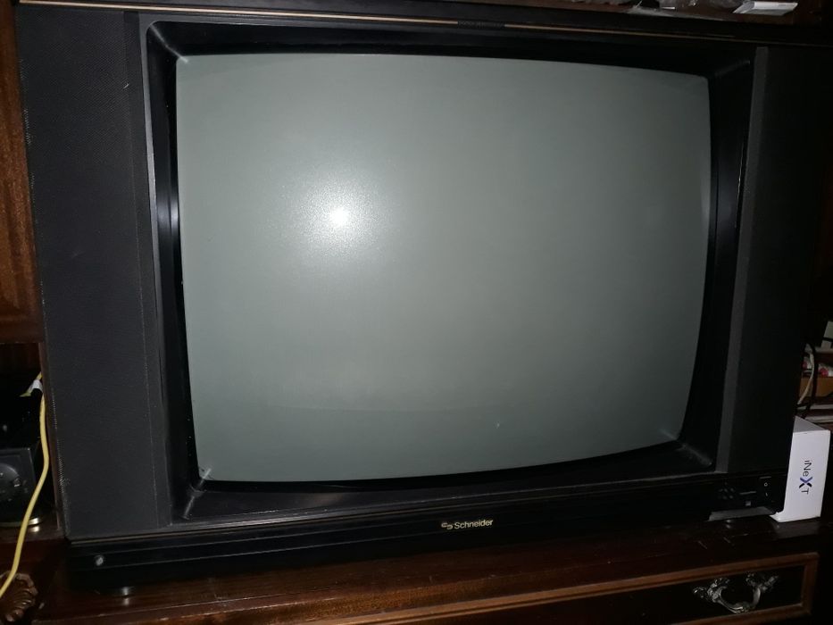 Телевізор Schnider STU 7094.1
