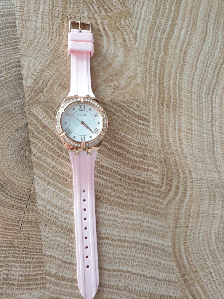 Zegarek Guess Cosmo