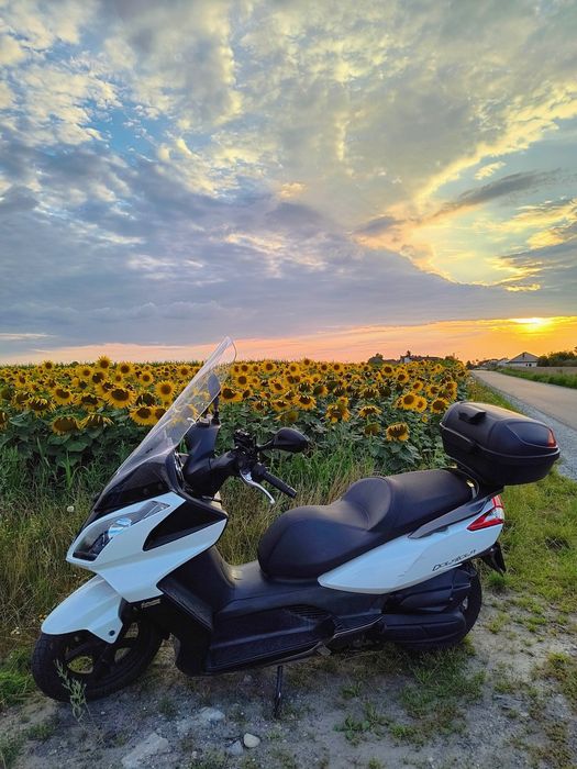 Skuter Kymco Downtown  125cc, doinwestowany.