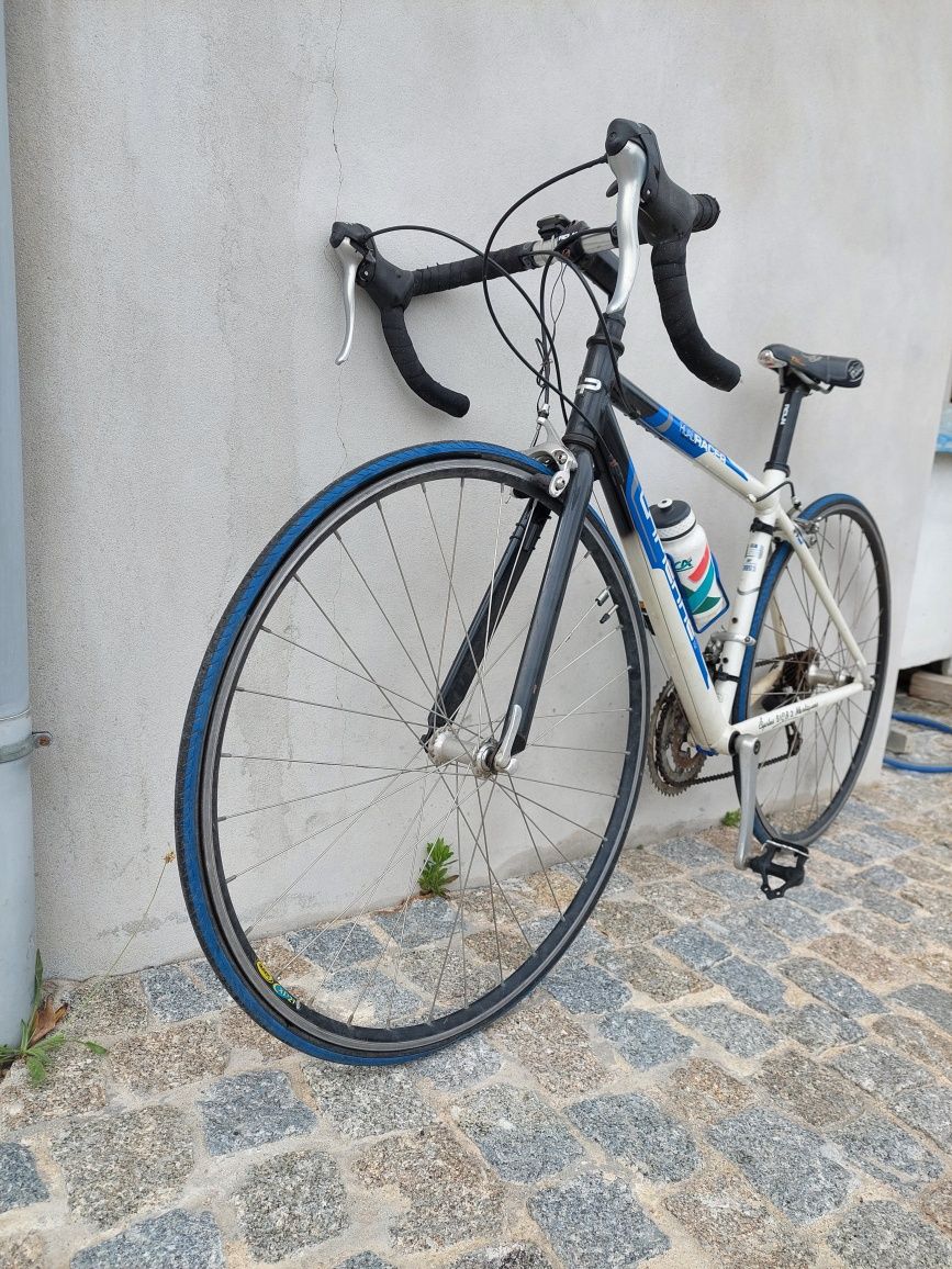 Bicicleta de Estrada Lapierre