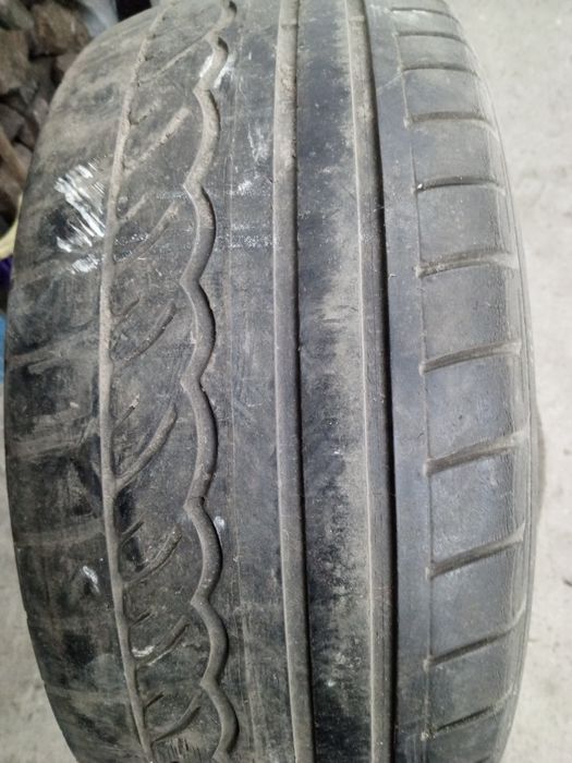 Покришка Dunlop sp Sport 245/45-R18