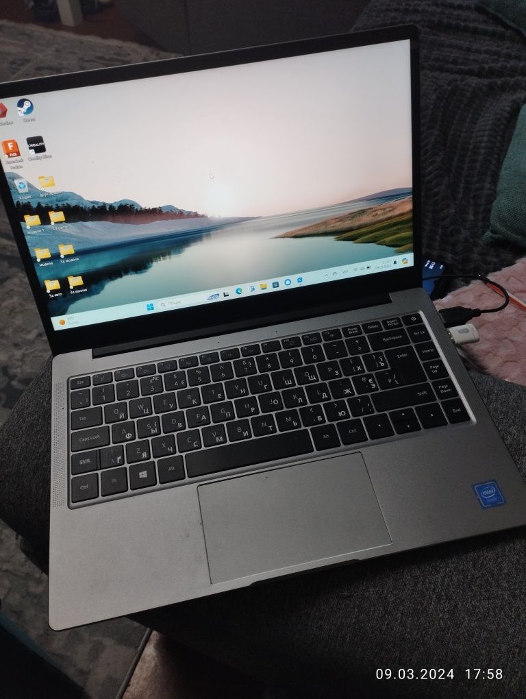 Продам laptop Blackview AceBook 1