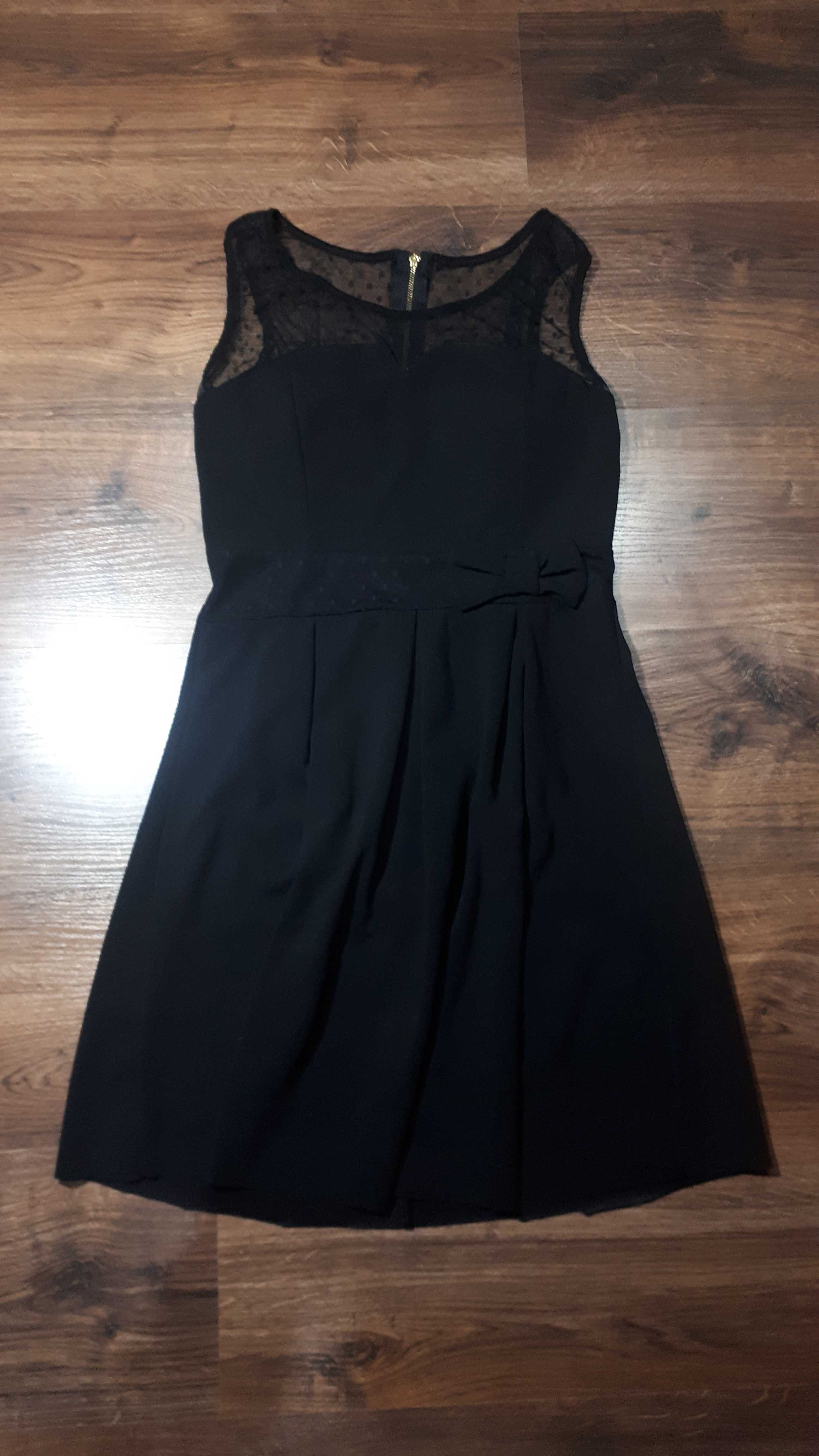 Nowa sukienka czarna z siateczką na dekolcie M