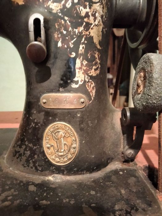 Антикварна швейна машинка Singer 16k4, Зінгер