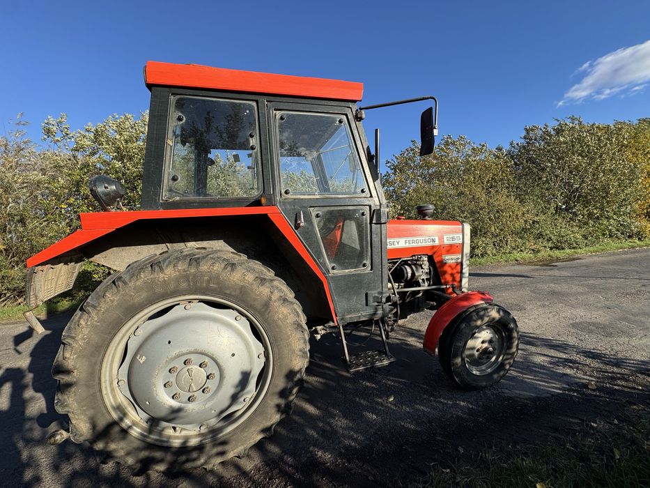 URSUS Massey Ferguson 255