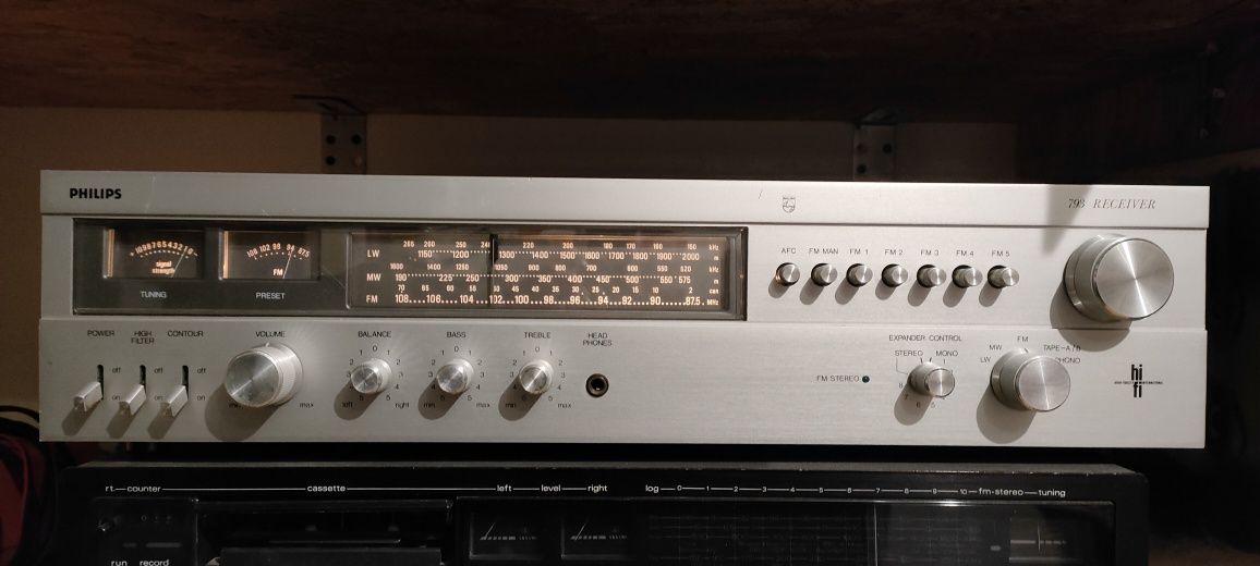 Amplituner Philips 793