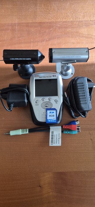 Система наблюдения. 2 камеры 2.4GHz .Digital Video Recorder KS 639 R.