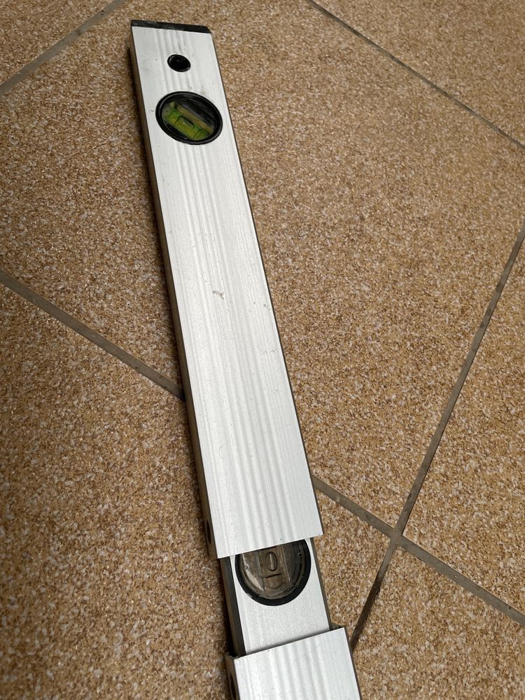 Poziomica aluminiowa rozsuwana