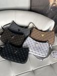 Сумка жіноча Guess Noelle багет 2 в 1
