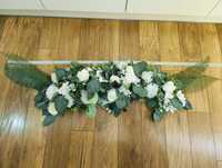 Dekoracja kompozycja kwiatowa na ślub wesele stół prezydialny