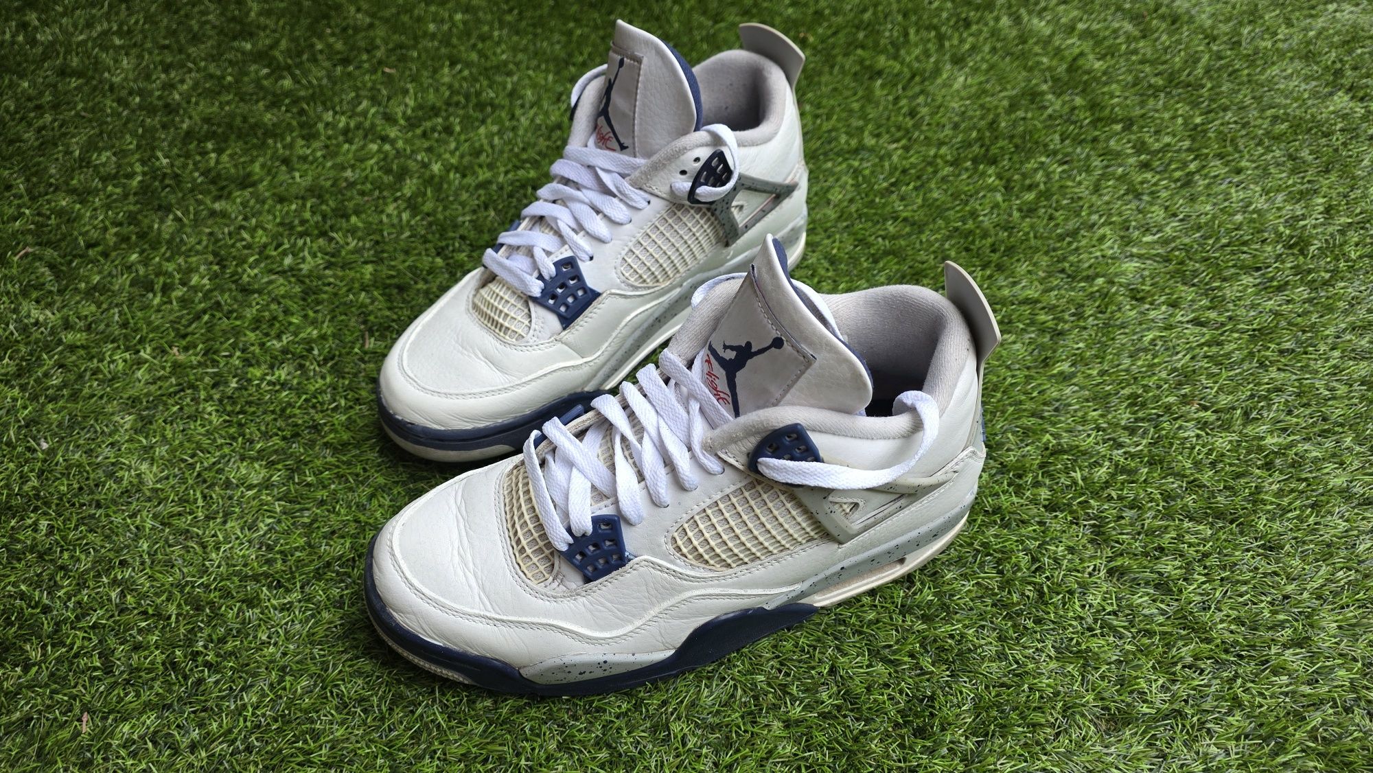 Sprzedam oryginalne buty Jordan 4 Retro