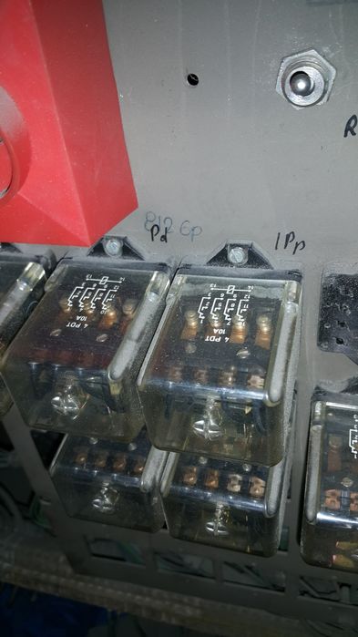 szafka sterująca sterownia windy styczniki  K3-Ip przekaźniki stycznik