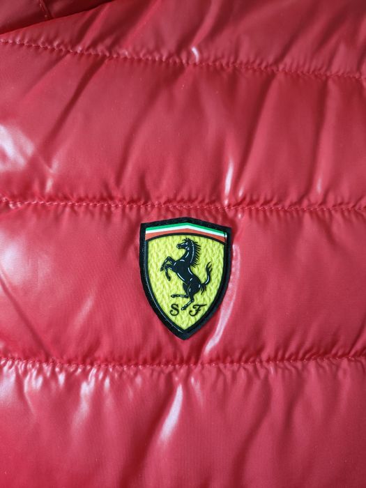 Nowa kurtka Ferrari