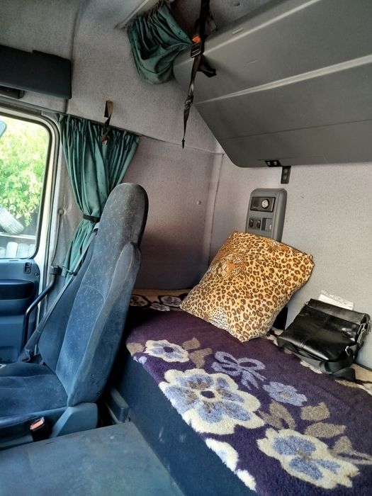 DAF XF 430 6×2 гідравліка