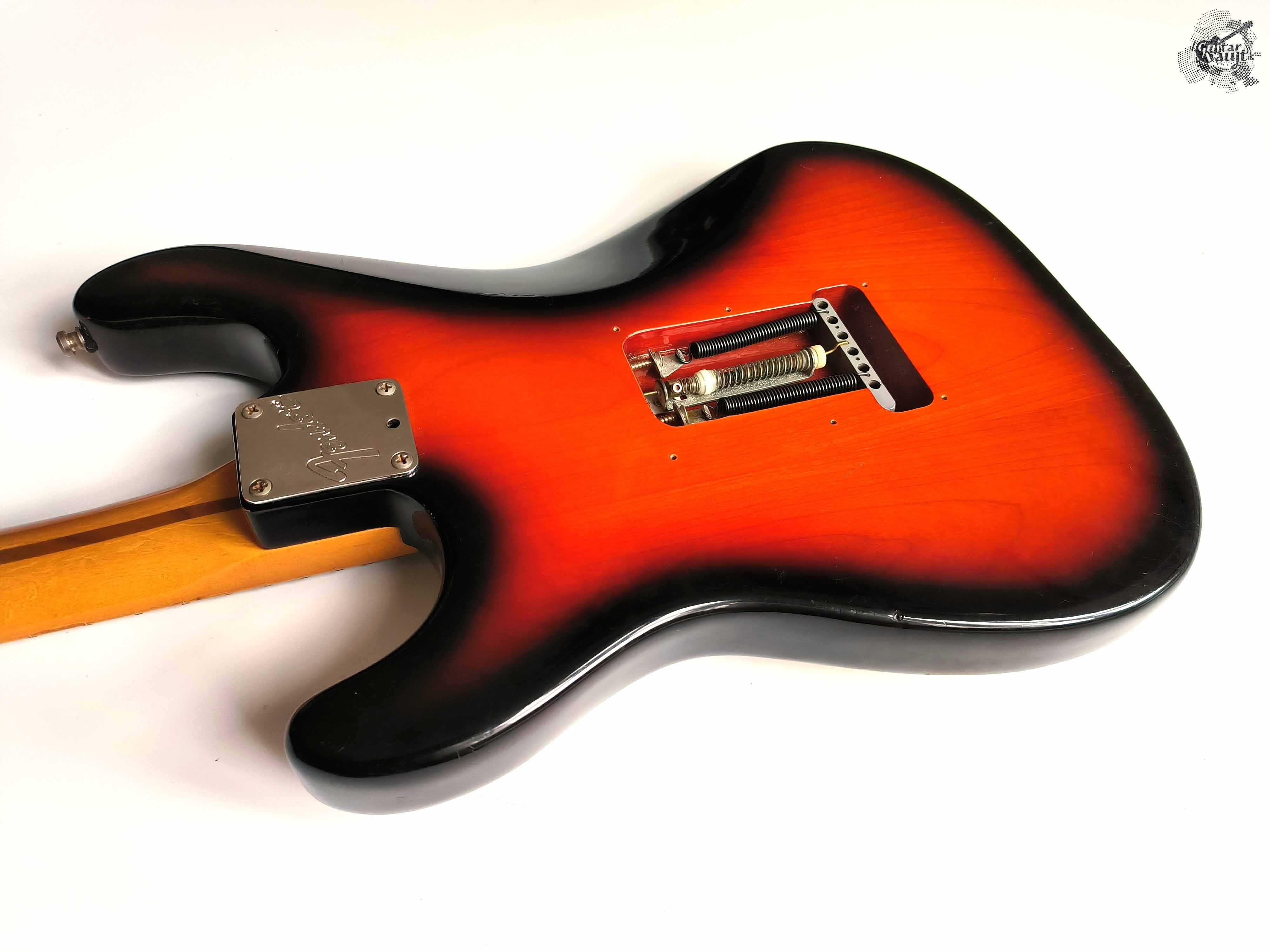 '1995 Fender® American Plus Stratocaster® Lace Sensor w/case