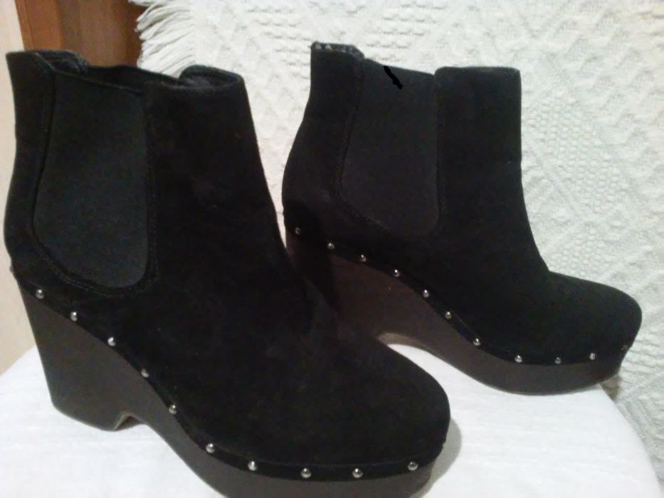 buty-botki/ kozaki roz. 38/39 jak nowe