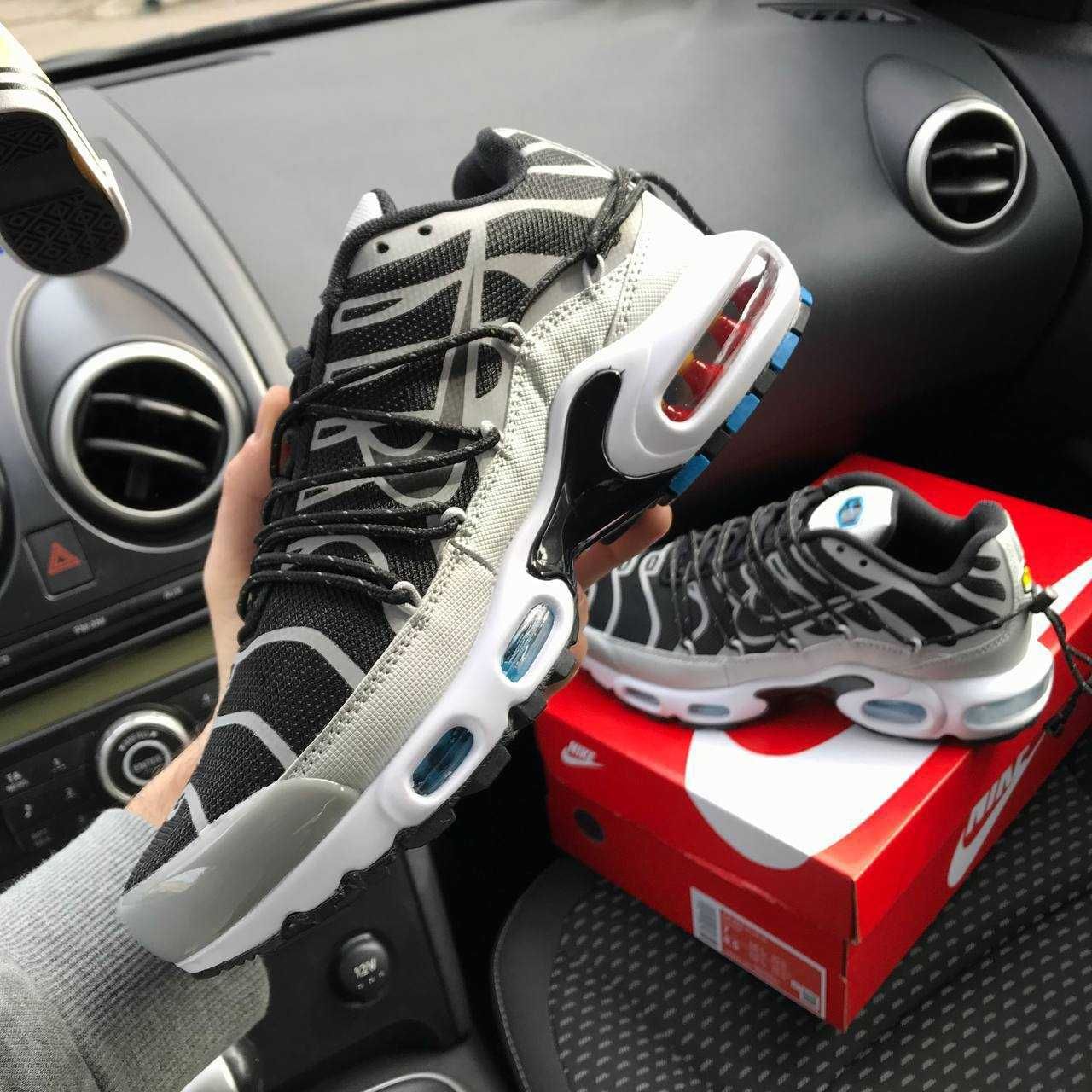Чоловічі кросівки Nike air max Tn Plus чорний з сірим 093 ТОП