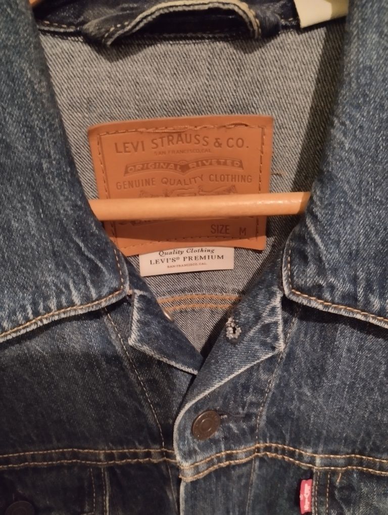 Casaco Levis Strauss