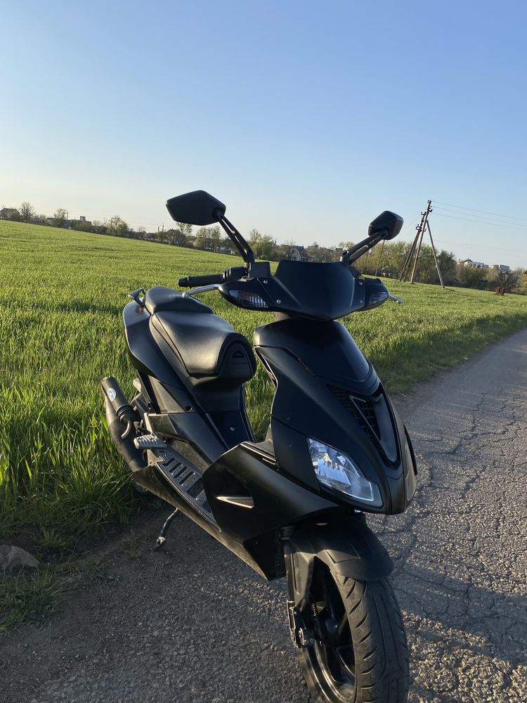 Продам, Aprilia sr50 gen3( не аерокс, слайдер, бвс, ямаха)