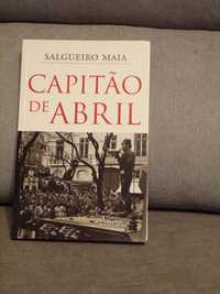 Livro "Capitão de Abril" de Salgueiro Maia