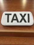 Kogut taxi gapa bezprzewodowy na magnes