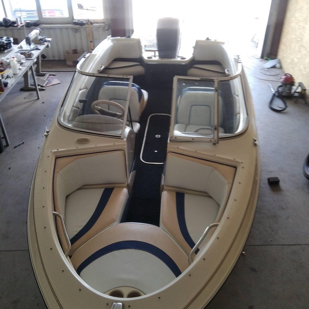 Катер, човен, лафет Bayliner, лодка, продаж з причепом та двигуном