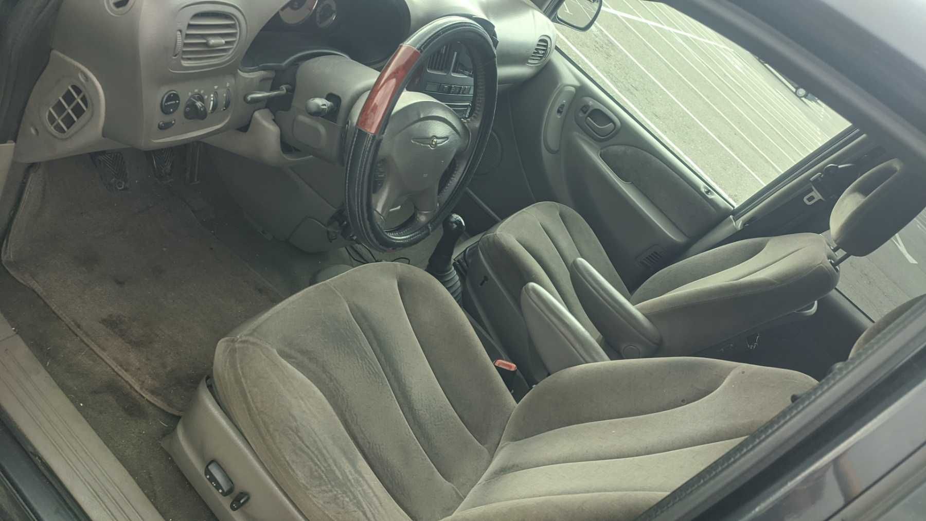 Продам Chrysler Voyager