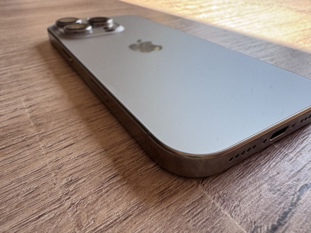 Apple Iphone 16 pro Titâtanio Natural 128GB com fatura e garantia